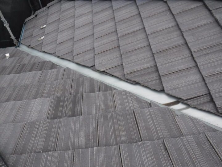 屋根高圧水洗浄完了　状況