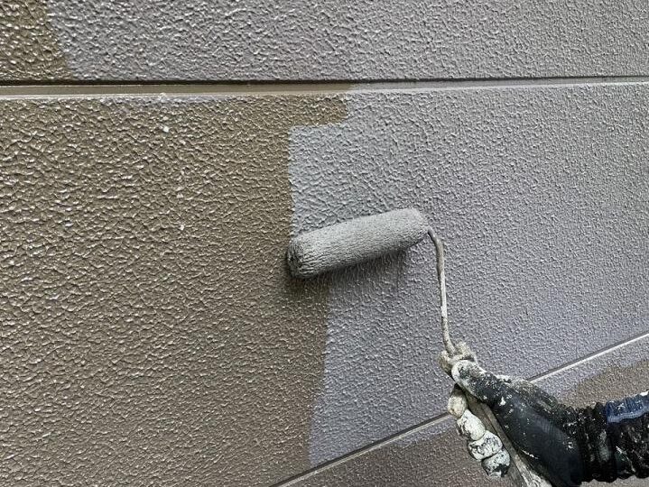 外壁　上塗り（１階）